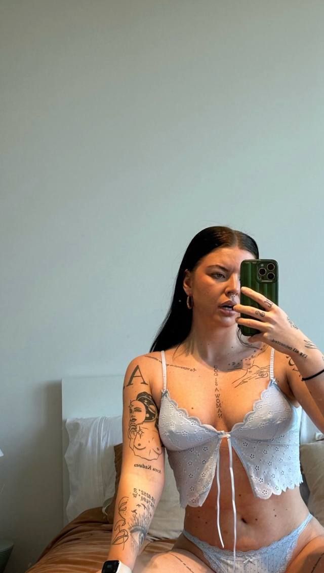 NO PAYMENT REQUIRED- SEXY SINGLE MOM FOR MEET AND FUCK AS LONG AS YOU KNOW HOW TO USE YOUR DICK 🍆🍑🍆💦 - Image 3